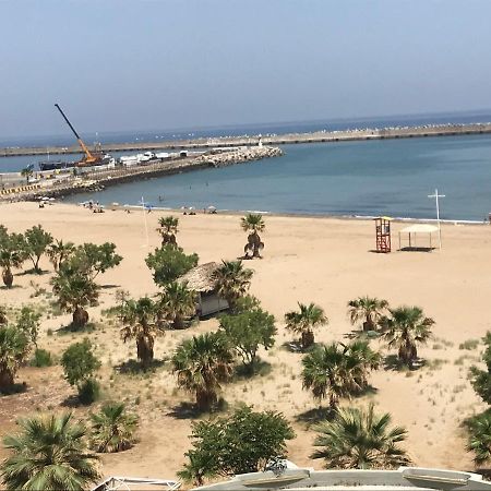 Apartment On The Beach With View Ретимно Екстериор снимка